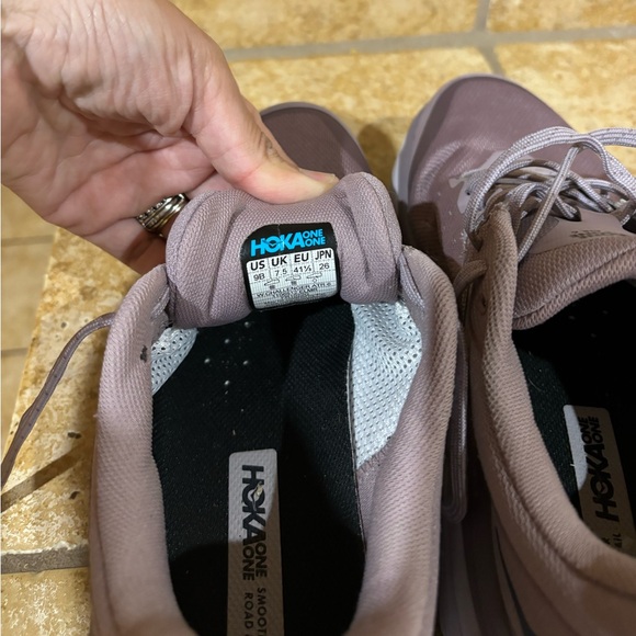 Hoka Challenger ATR 6 - Women’s Size 9B - Picture 5 of 5